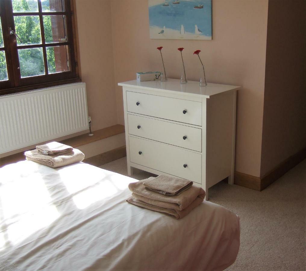 مبيت وإفطار Availles-Limouzine Maison Verger المظهر الخارجي الصورة